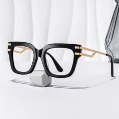 Square Cat-Eye Glasses With Black Color
