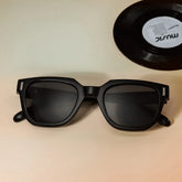 Nia Black Square Sunglasses Online | Zeelool