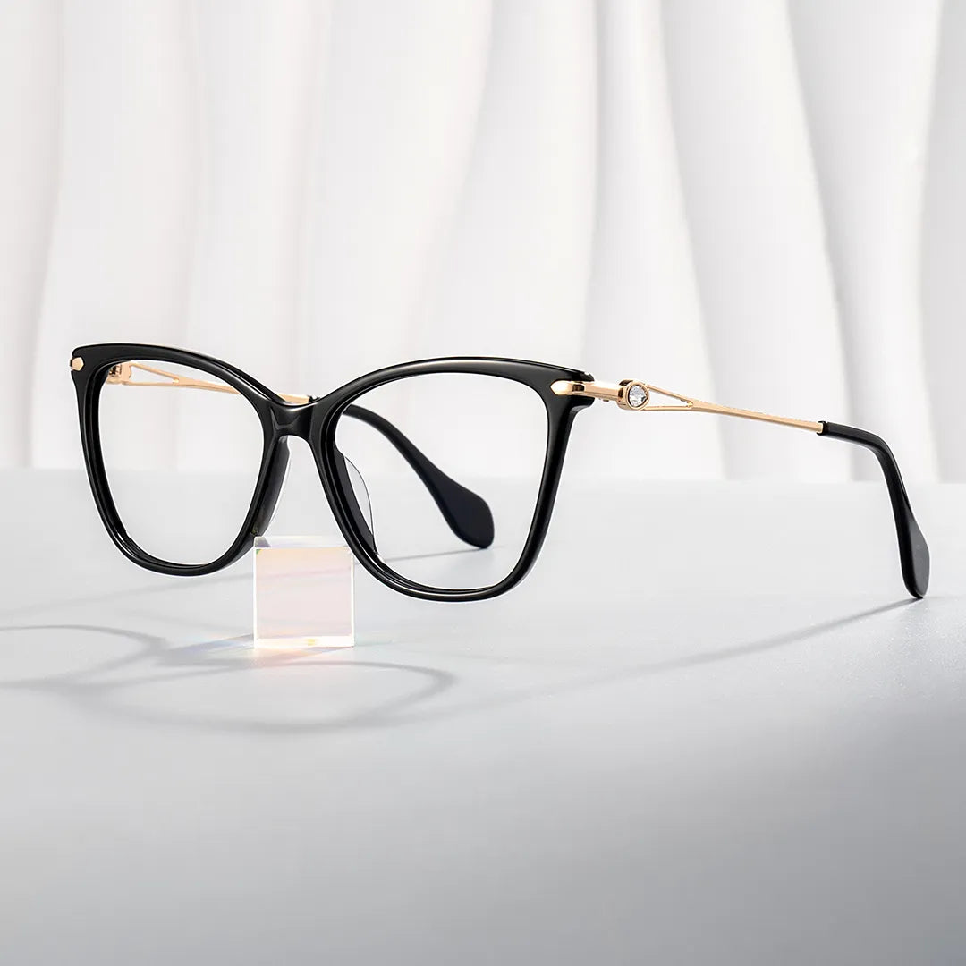 Butterfly-Shaped Spectacles With Shiny Diamond On The Temples