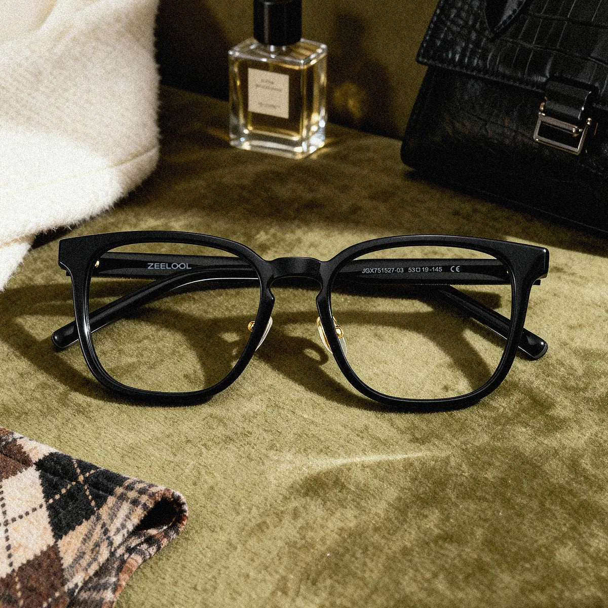 Hailey Black Frame Glasses with Square Frame Online | ZEELOOL
