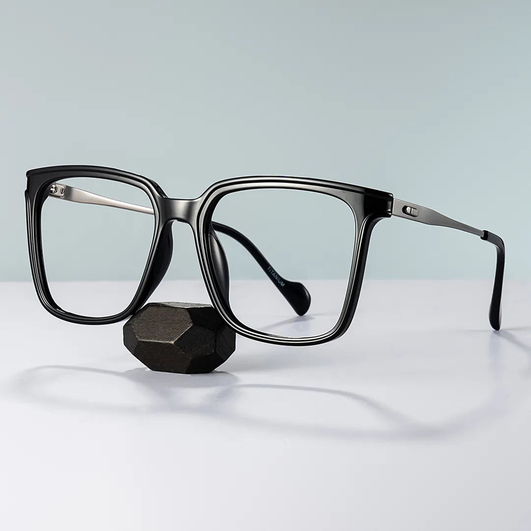 Thin Black Frame Glasses With Square Shape