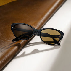 Livia black Frame Polarized Sunglasses with cat-eye Style Online | ZEELOOL